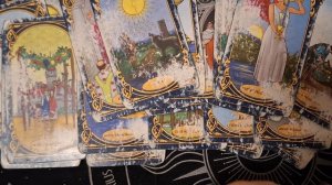 ТАРО РАСКЛАД\ КТО НЕ УСПЕЕТ "УВЕРНУТЬСЯ"?!