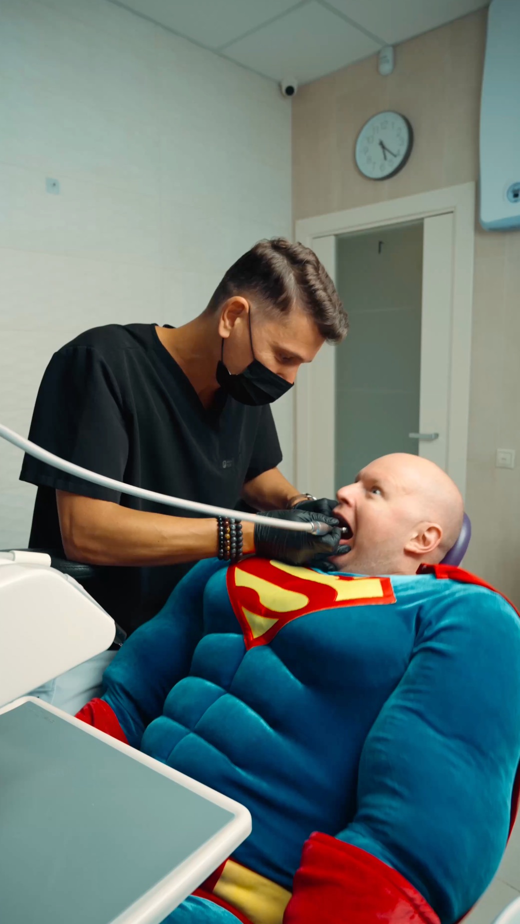 СУПЕРМЕНЫ тоже ходят к стоматологам!