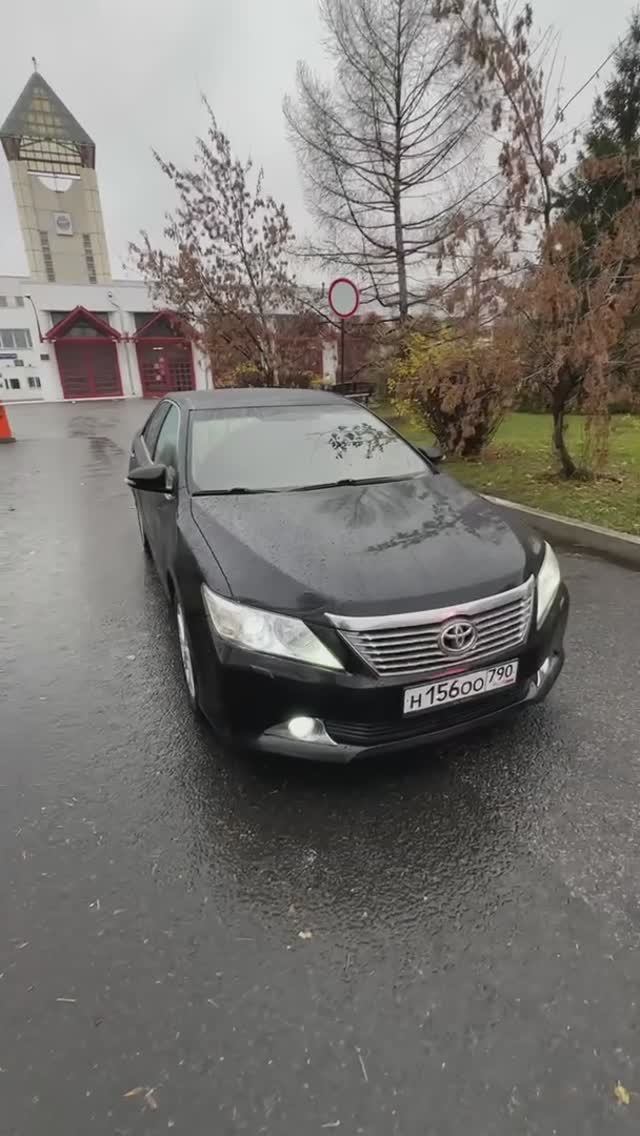 Toyota Camry обзор