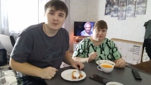 Весёлая Семейка 45 / МУКБАНГ КУШАЕМ ТВОРОЖНУЮ ЗАПЕКАНКУ / НОВОГОДНЕЕ НАСТРОЕНИЕ