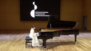 К. Лавалле  Концертный этюд "Бабочка"
исп. Мария Микрюкова, 11 лет