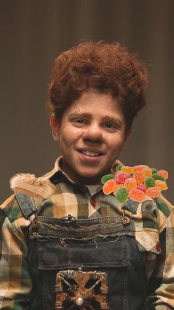 🍫 ВАТРУШКА ИЛИ ДУБАЙСКИЙ ШОКОЛАД? Смотрим БЛИЦ с Вовой Солодковым из «ВОЛШЕБНОГО УЧАСТКА 2»! смотреть онлайн