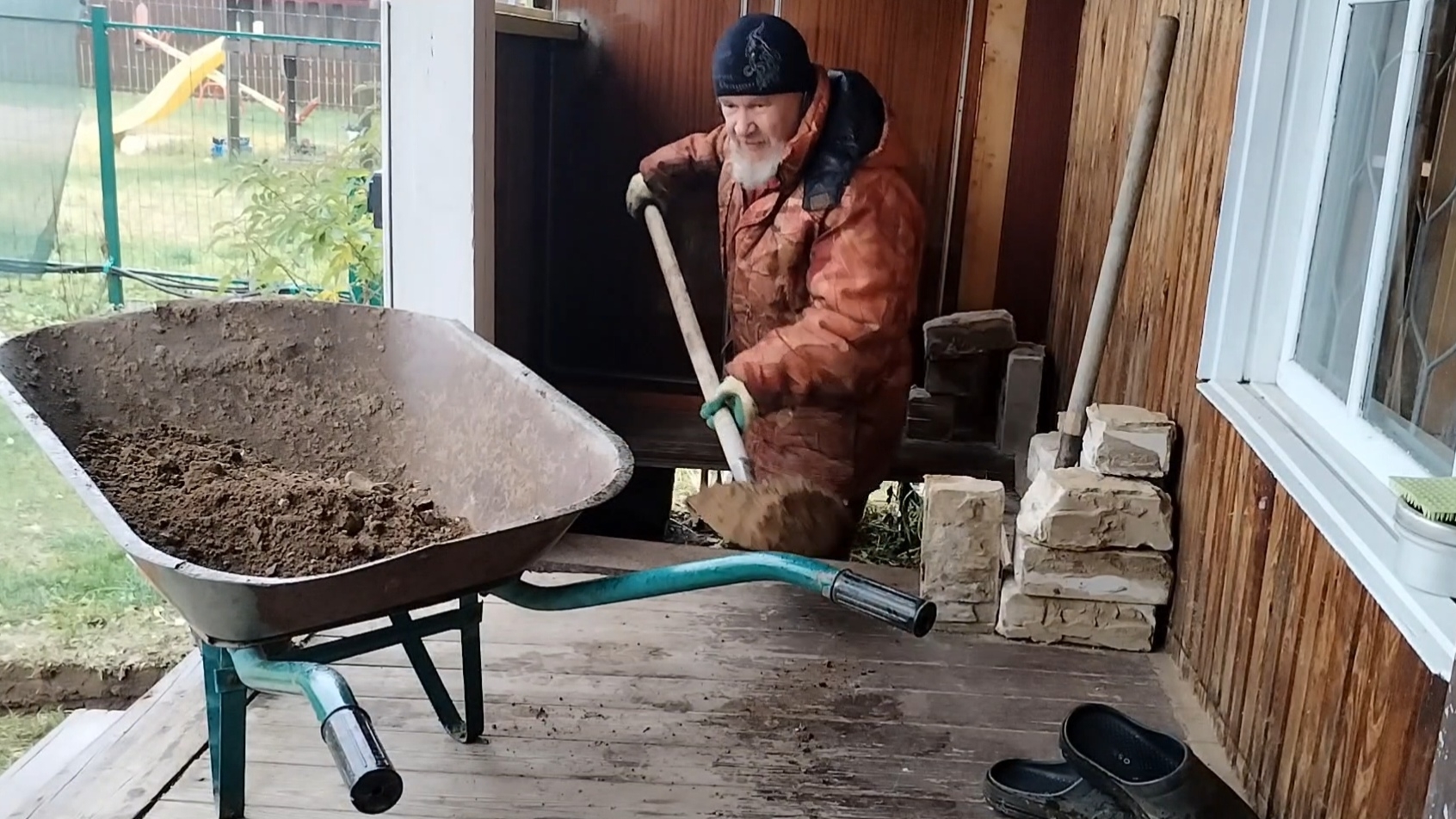 Копаем не хуже крота, а может и лучше⚒️. 09-11-2025 смотреть онлайн