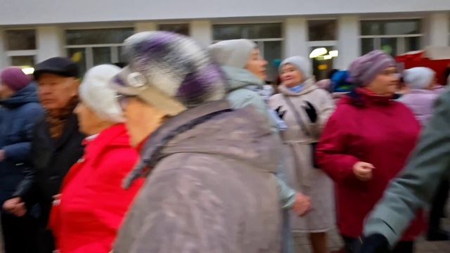 9.11.25г... "Верните Советский Союз"... смотреть онлайн