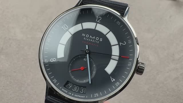 Обзор часов Nomos Glashutte Autobahn Neomatik 41 Date Midnight Blue (1302)