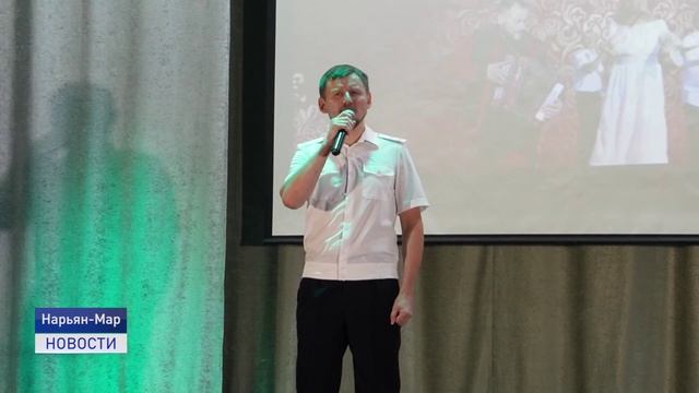 РАЗДЕЛИЛИ РАДОСТЬ ПРАЗДНИКА смотреть онлайн