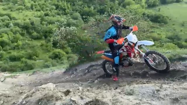 2025_05_09_19_35_IMG_1158 смотреть онлайн