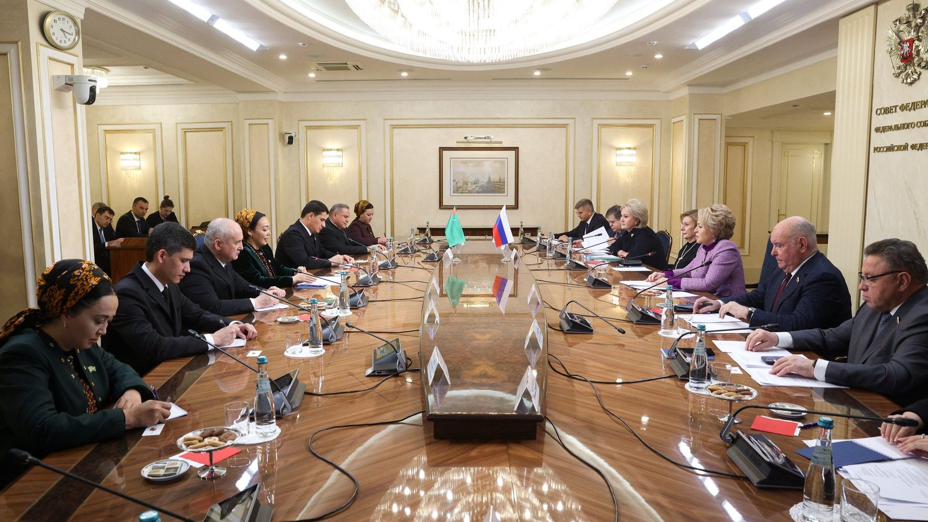 Встреча Валентины Матвиенко с Председателем Меджлиса Туркменистана Дуньягозель Гулмановой смотреть онлайн