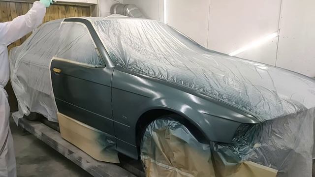 Покраска крыльев с расскрасом на двери. сборка, готово, почти... смотреть онлайн