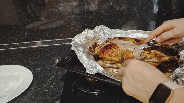 СЕГОДНЯ ЗАПЕКЛА УТКУ. / САЛАТ ФУНЧЕЗА С ОВОЩАМИ смотреть онлайн