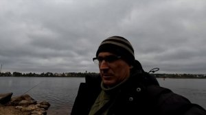 Подловил лещей спозаранку на реке Волхов.