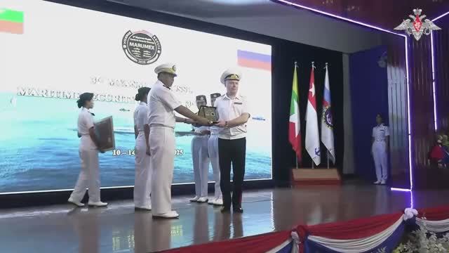 🇷🇺🇲🇲 ВМФ России и ВМС Мьянмы приступили к проведению учения «Марумекс-2025» смотреть онлайн