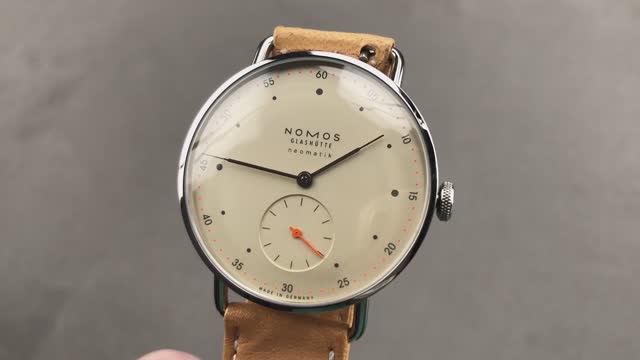 Обзор часов Nomos Glashutte Metro Neomatik 1107 Nomos