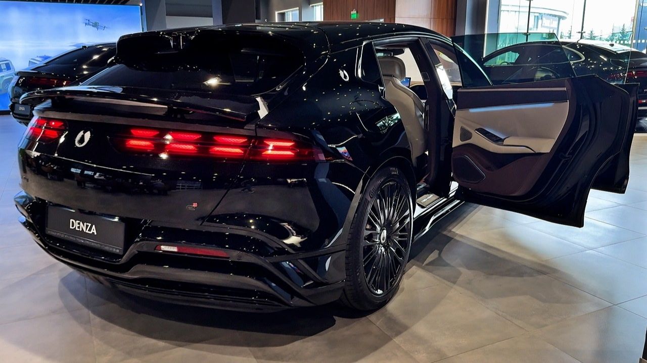 Denza Z9 GT 2026 года – Экстерьер и интерьер смотреть онлайн