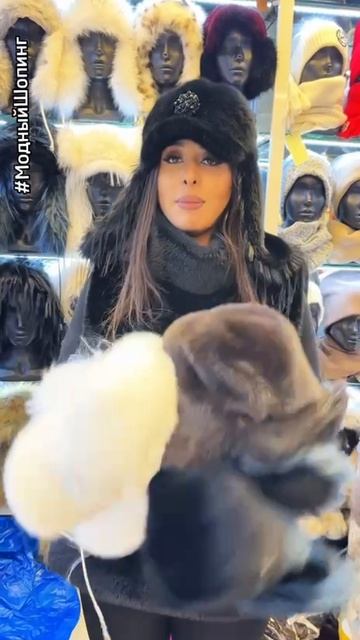 Супер эксклюзивные меховые жокейки со страусом смотреть онлайн