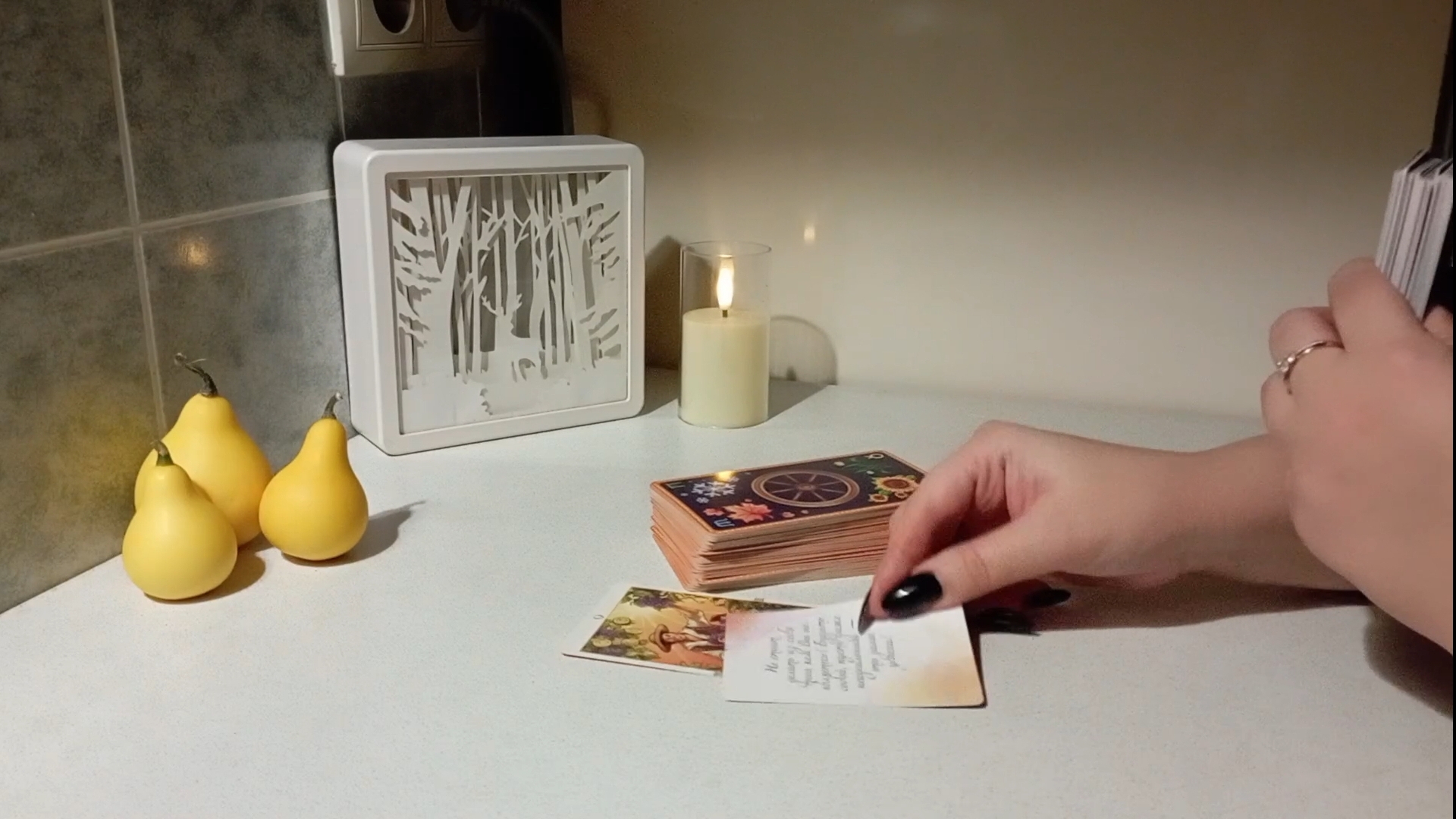 Таро / КАРТА ДНЯ на 15 ноября 🌝🌚 #таро #гадания #картадня