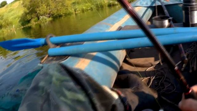 Рыбалка с лодки в июне