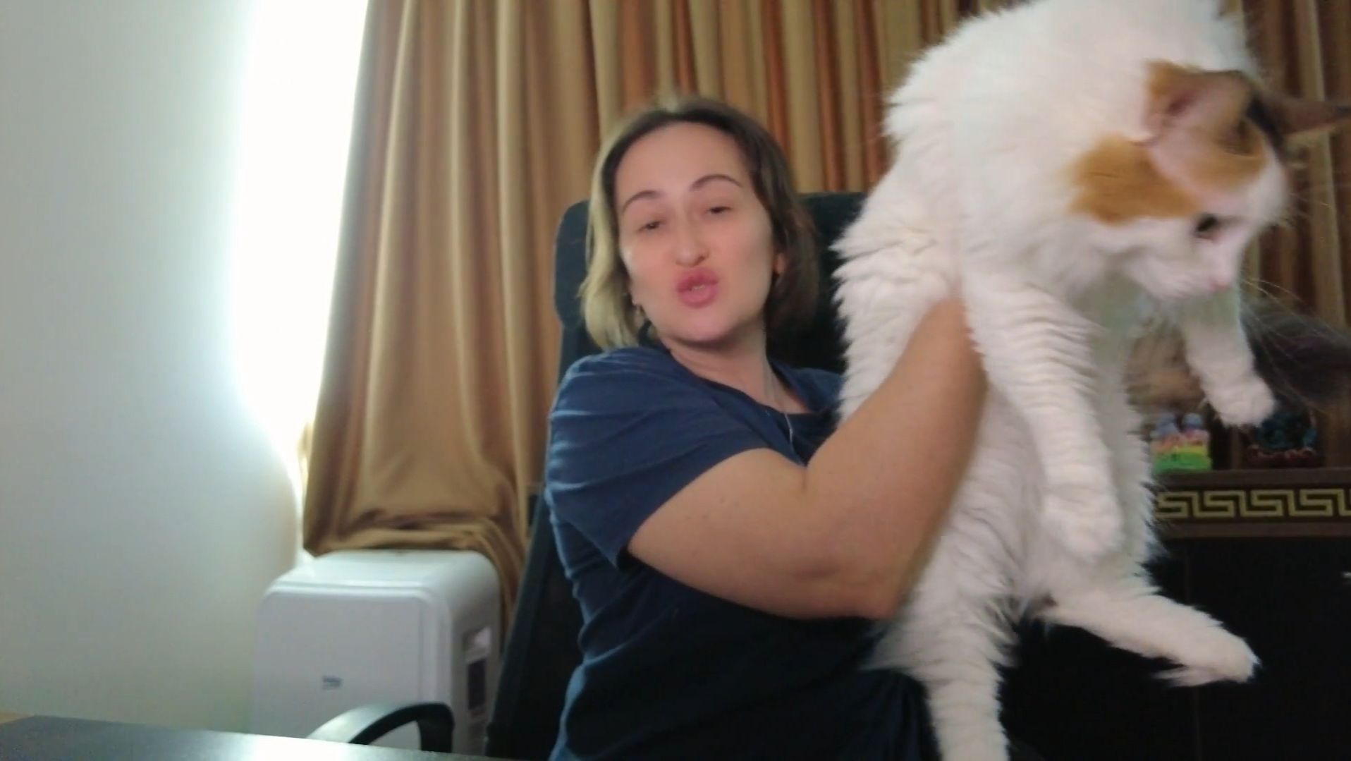 Все не то, все не так смотреть онлайн