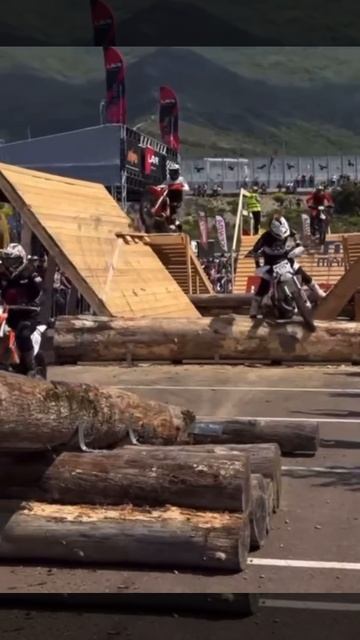 2025_05_06_11_57_IMG_0747 смотреть онлайн