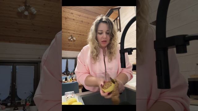 Жарим картошку! Данила показывает популярные игрушки! У нас таких не было 😝🤪 смотреть онлайн