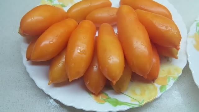 ЛУЧШИЕ ТОМАТЫ ДЛЯ КОНСЕРВИРОВАНИЯ - ПЕРЦЕВИДНЫЙ ЖЕЛТЫЙ. №65А в моем каталоге. смотреть онлайн