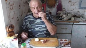 Сырая печень налима . это вкусно и полезно