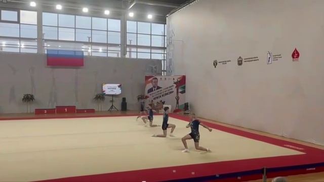 ЧТ 11 - 16 лет, 
Незговорав - Амельков - Нагаев - Полоцкий, Балансовое упражнение