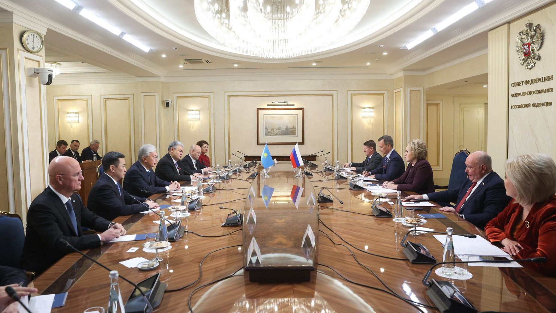 Встреча Валентины Матвиенко и Президента Республики Казахстан Касым-Жомарта Токаева смотреть онлайн