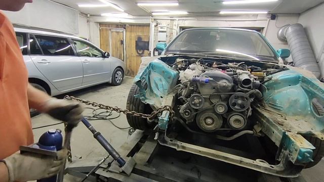Toyota Chaser: стапельные работы, часть 1 смотреть онлайн
