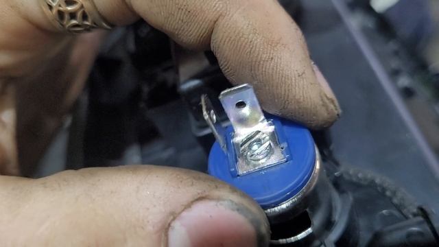 Kia Sportage 4 почему не работает  прикуриватель.