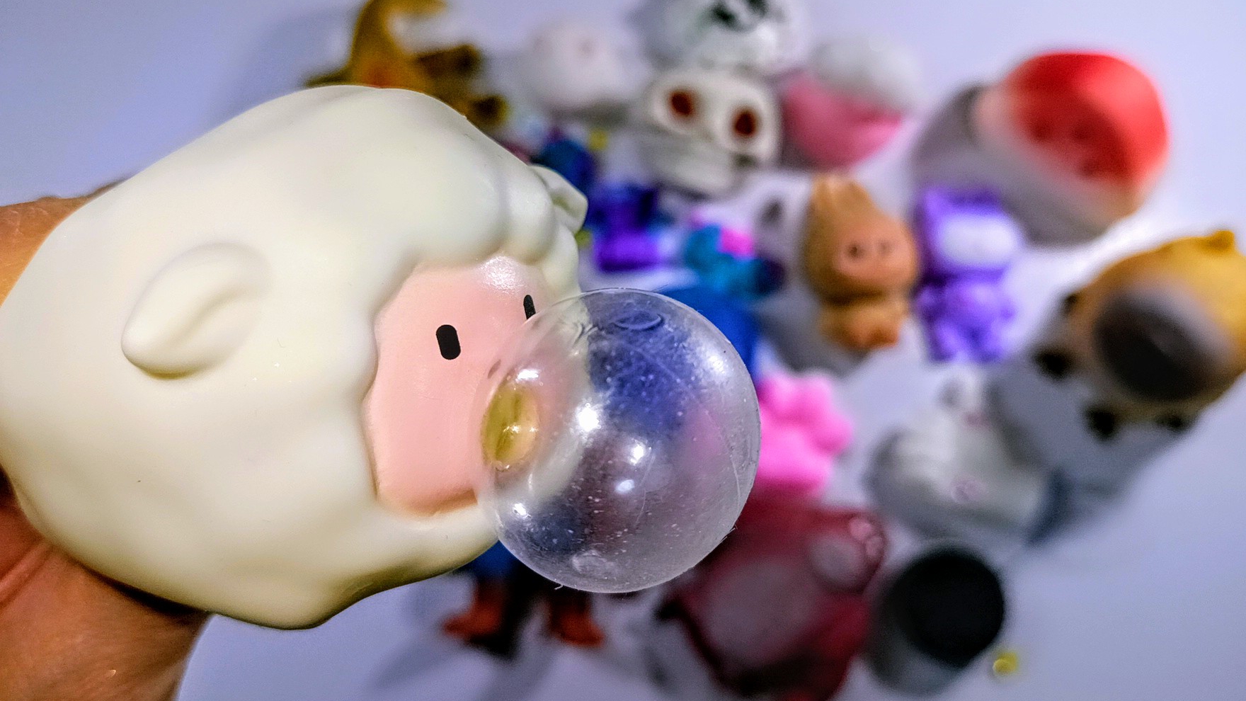 АСМР распаковка сквишей и антистрессов 🤗 ТАБА лапки 🐾 приятные звуки АСМР 👀 режу СКВИШИ ✨ смотреть онлайн