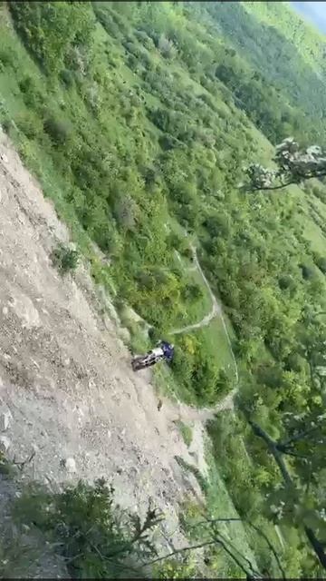 2025_05_09_19_36_IMG_1155 смотреть онлайн