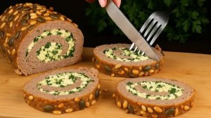 Советую СРОЧНО ПРИГОТОВИТЬ на НОВЫЙ ГОД! Мясной рулет из фарша на праздничный стол.