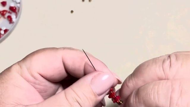 Браслет из бисера и бусин 🌞 смотреть онлайн