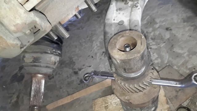 смена шарового пальца на хюндай акценте без съема рычага смотреть онлайн