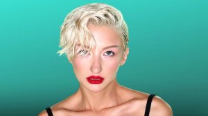 Певицу Марго призвали прекратить кукарекать