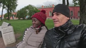 20 лет и 47 лет, пара которая сломала стереотипы. Жизнь в России глазами Африканки