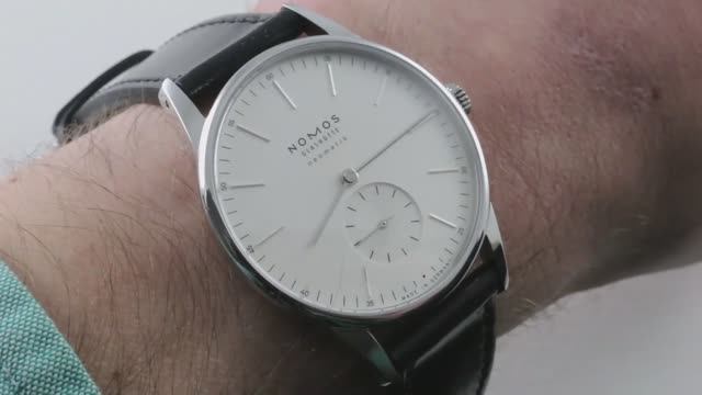 Обзор роскошных часов Nomos Glashutte Orion Neomatik (341)