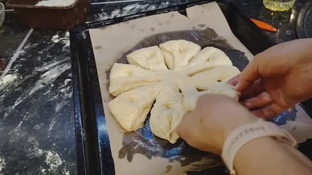 СЕГОДНЯ ПИРОГИ смотреть онлайн