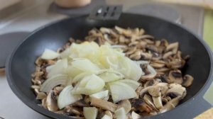 Как Пожарить Обычные Шампиньоны, а по вкусу как лесные грибы!