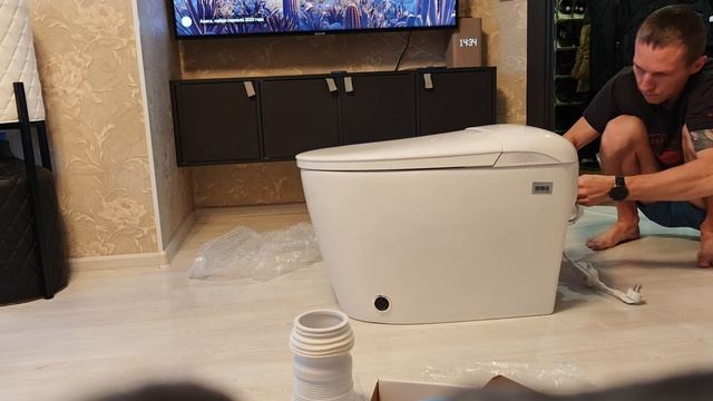 распаковка и установка смарт унитаза HAITEC HT ESTE5E смотреть онлайн