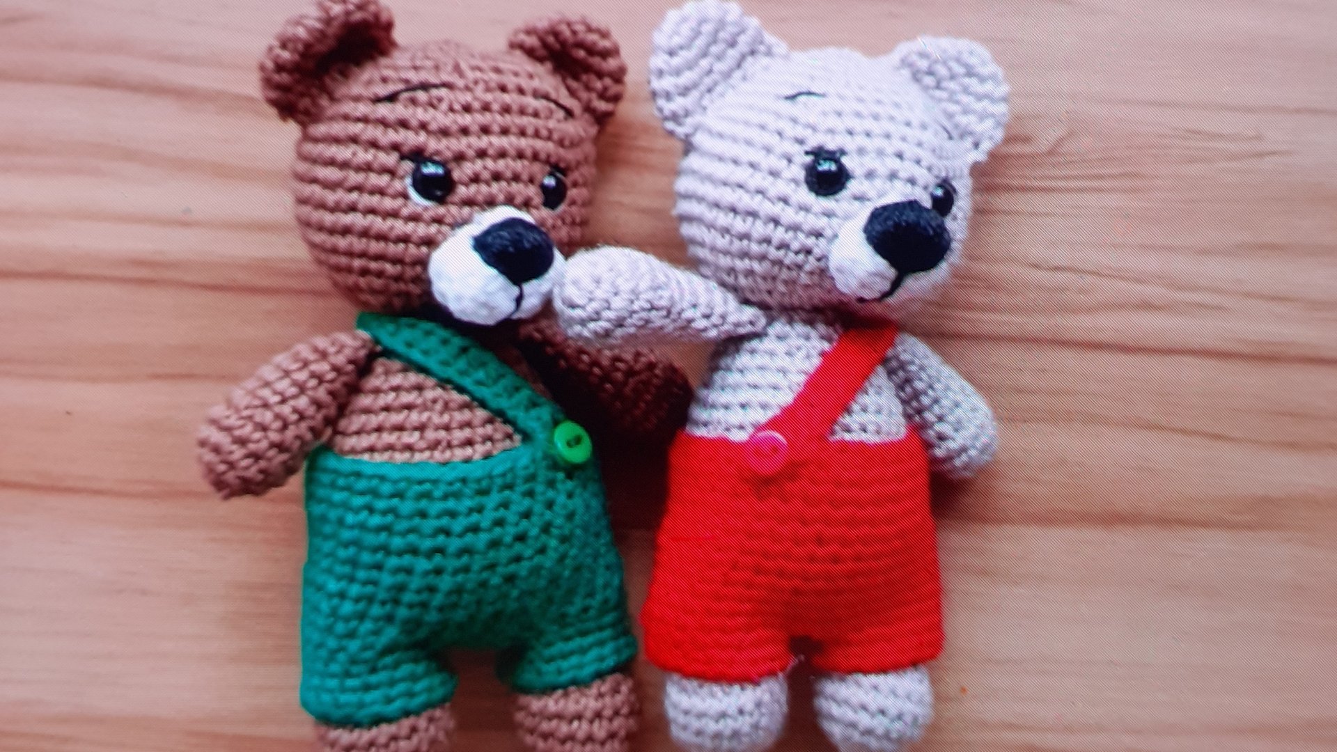 Мишка в шортиках.ч 3.Оформление .