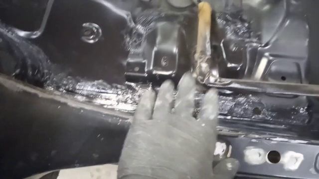 Subaru Forester полный ремонт кузова, покраска салона смотреть онлайн