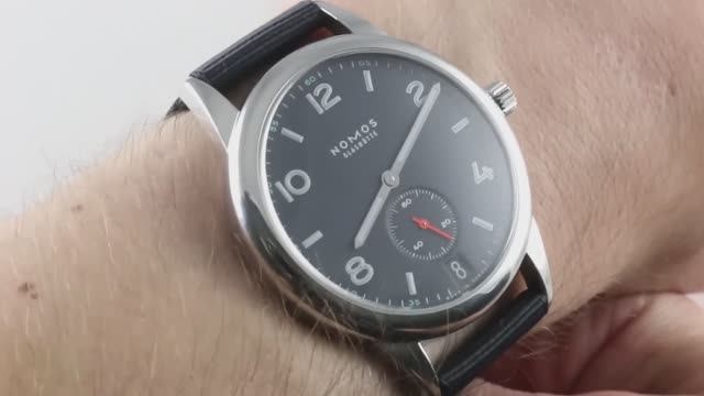 Обзор роскошных часов Nomos Glashutte Club Datum Atlantik 776