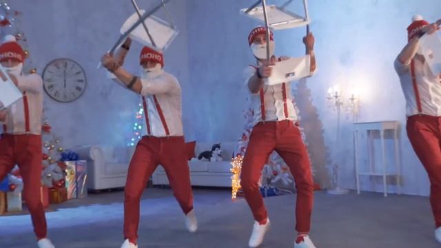Santa Brachos Show !!!!