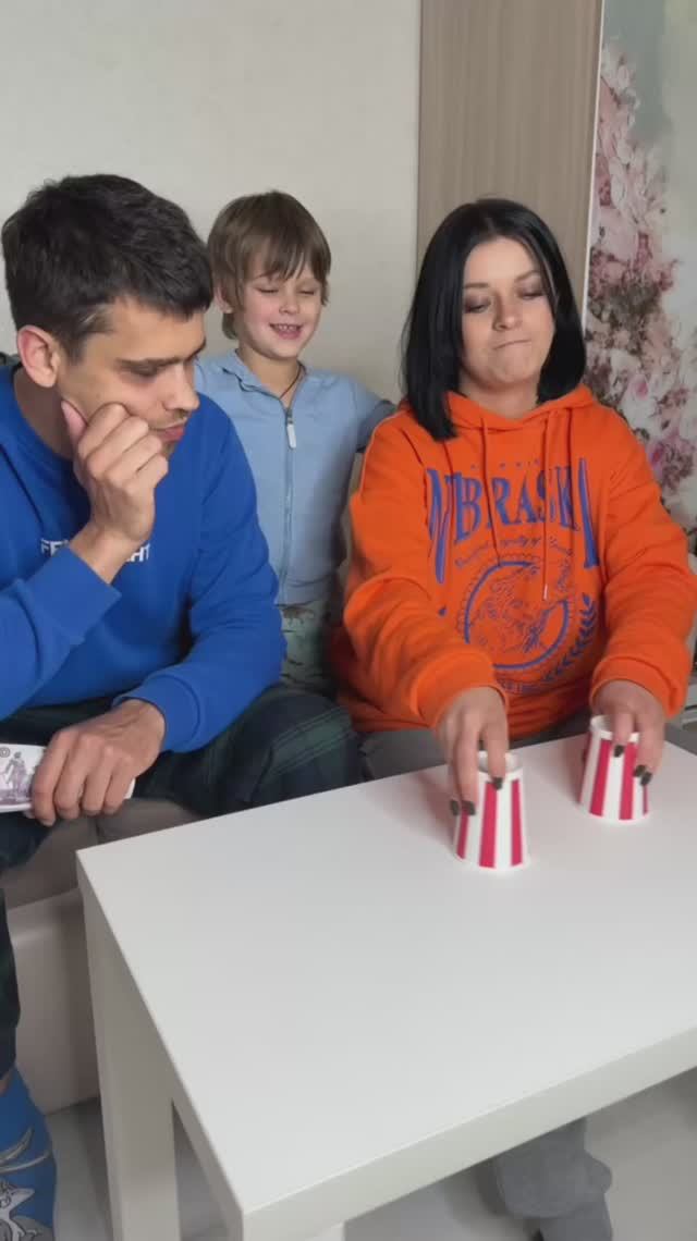 Когда пять семей в одном доме — начинается ДУРДОМ! 🤪 Читай Описание 👏 смотреть онлайн