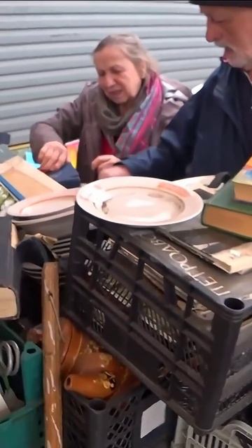 Раздал вещи бесплатно! 2 смотреть онлайн