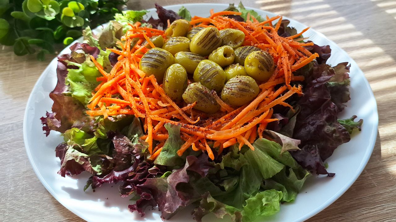 Полезный овощной салат для похудения за 5 минут 🔥 Низкокалорийный рецепт на каждый день ! смотреть онлайн