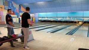 Шаг 5. Вторая тренировка по боулингу. Техника подхода к линии броска