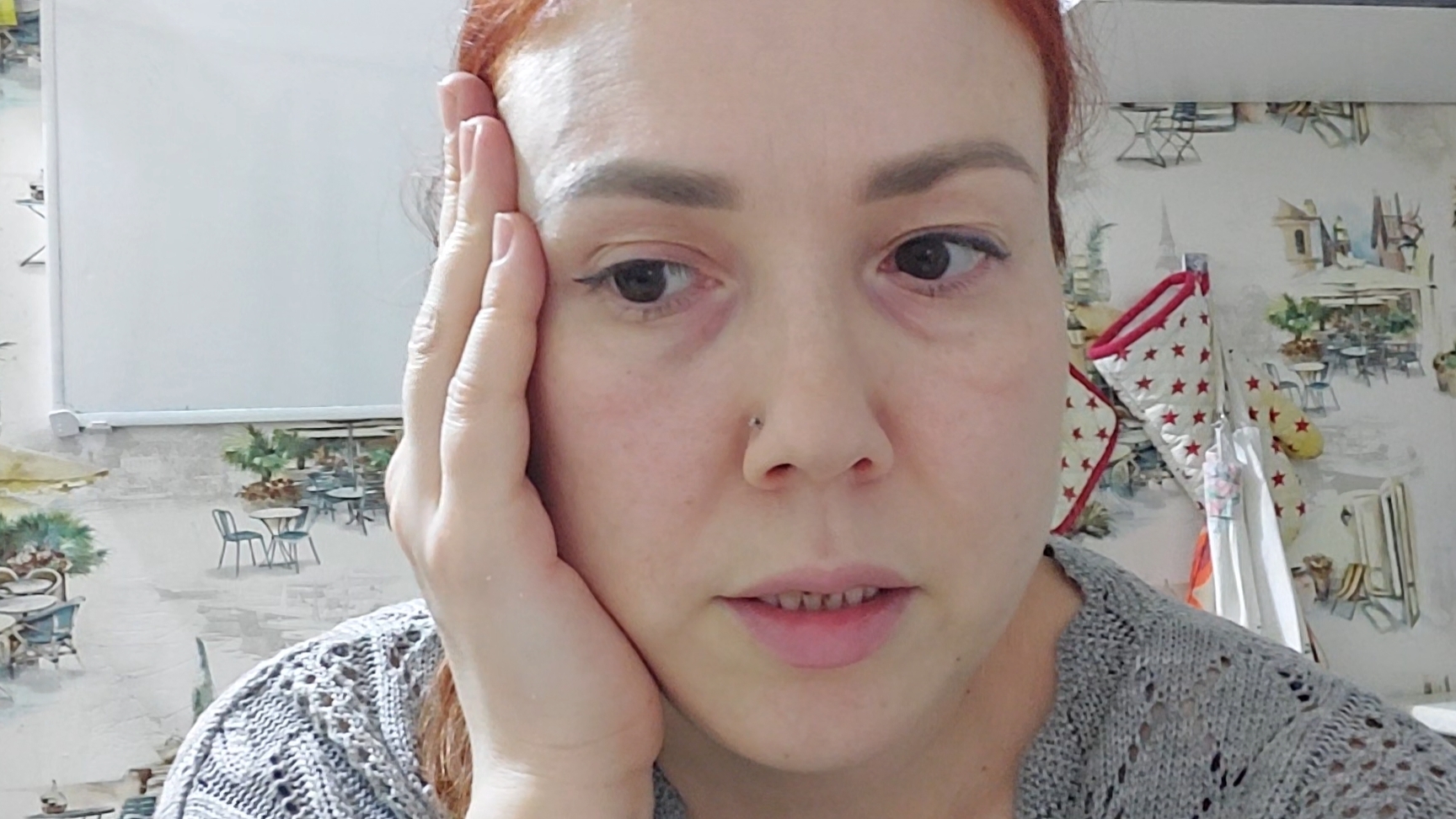 Поболтаем немного смотреть онлайн